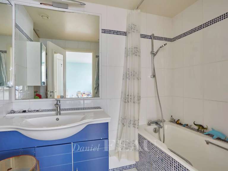 Appartement Paris 15e - 5 chambres - 158m²