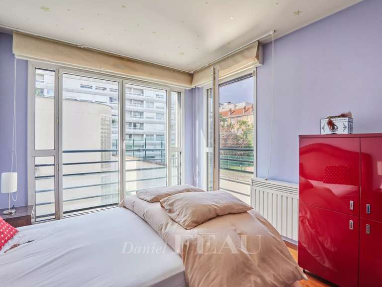 Appartement Paris 15e - 5 chambres - 147m²