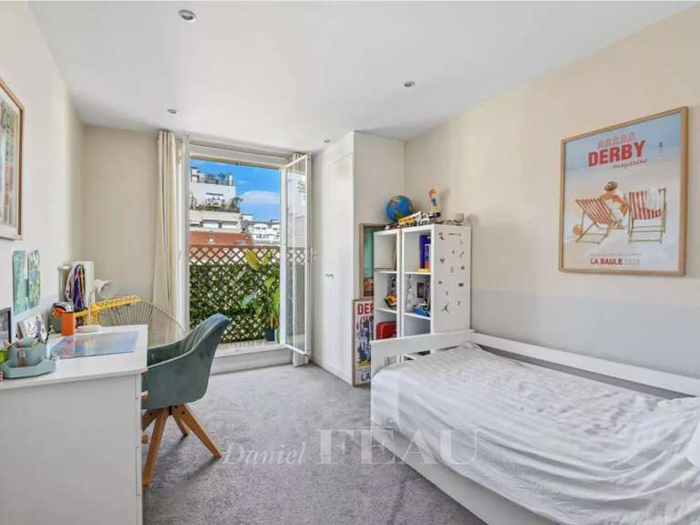 Appartement Paris 15e - 3 chambres - 107m²