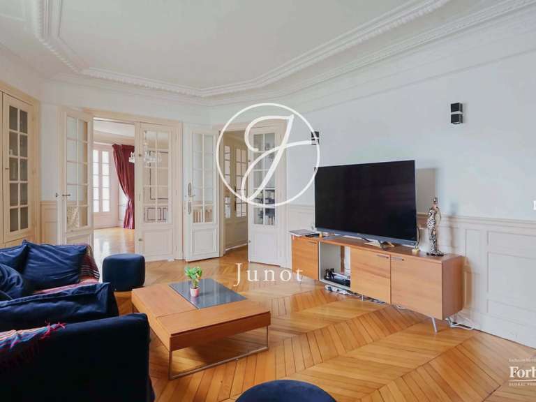 Appartement Paris 15e - 4 chambres - 197m²