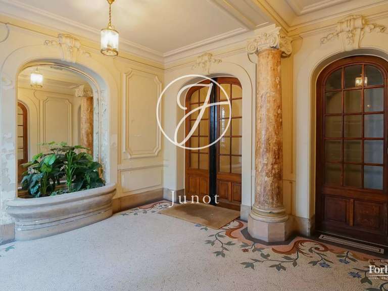 Appartement Paris 15e - 4 chambres - 197m²