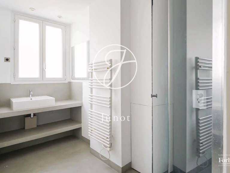 Appartement Paris 15e - 4 chambres - 122m²