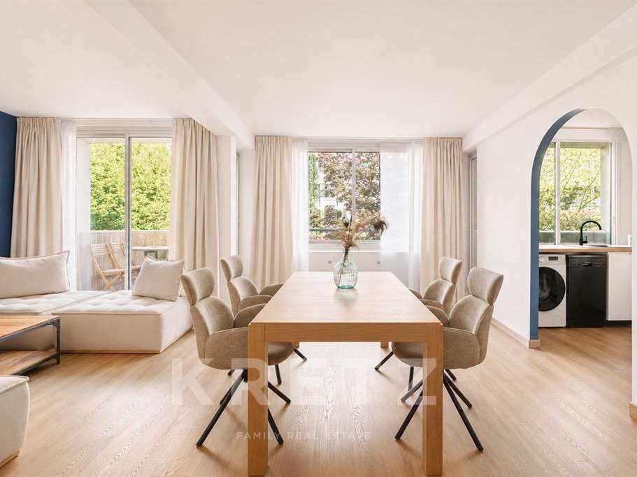 Apartment Paris 15e