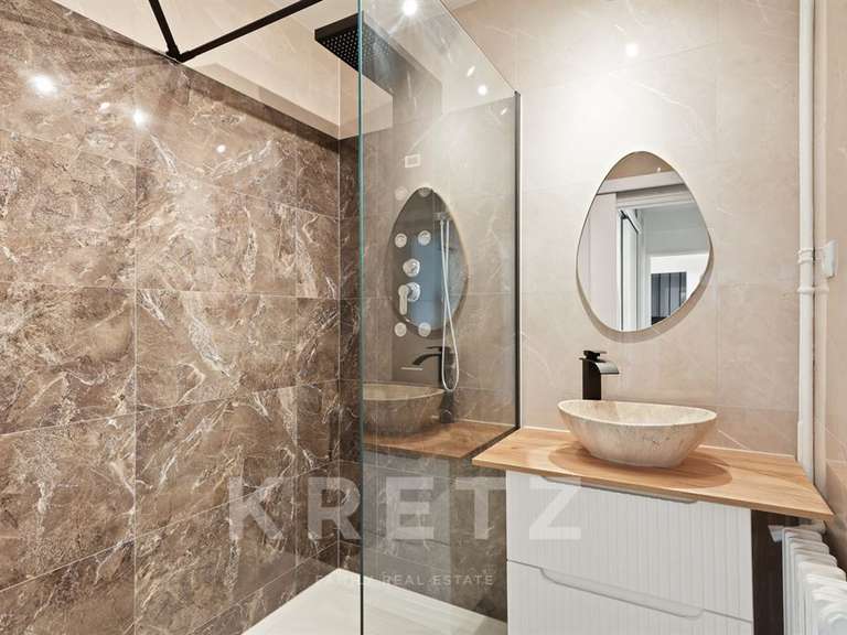 Appartement Paris 15e - 2 chambres - 75m²