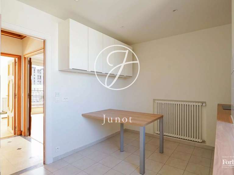 Appartement Paris 15e - 3 chambres - 155m²
