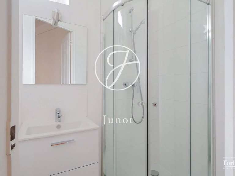 Appartement Paris 15e - 2 chambres - 97m²
