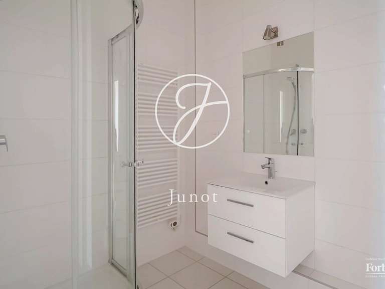 Appartement Paris 15e - 2 chambres - 97m²
