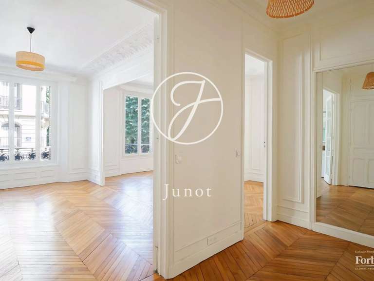Appartement Paris 15e - 2 chambres - 97m²