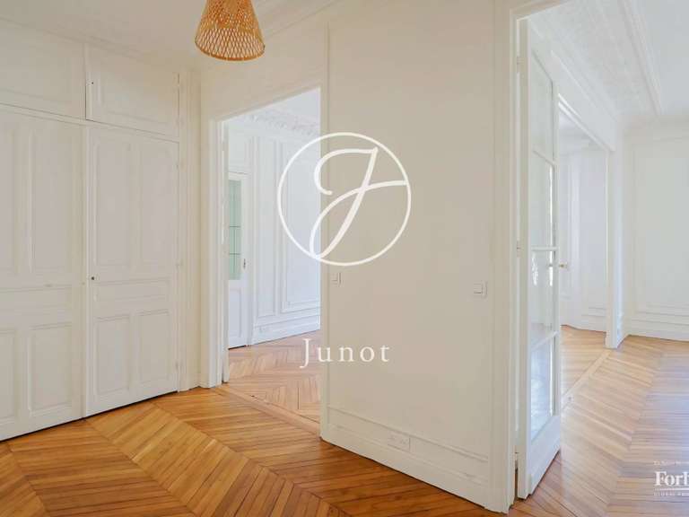 Appartement Paris 15e - 2 chambres - 97m²