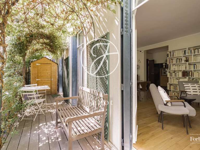 Appartement Paris 15e - 3 chambres - 99m²