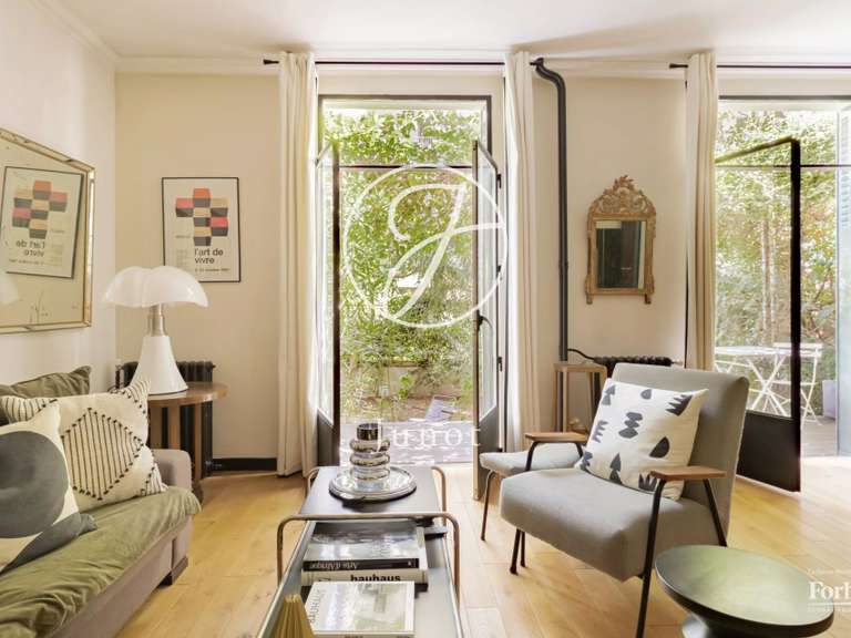Appartement Paris 15e - 3 chambres - 99m²