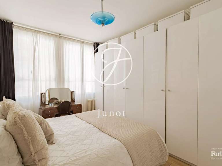 Appartement Paris 15e - 3 chambres - 99m²