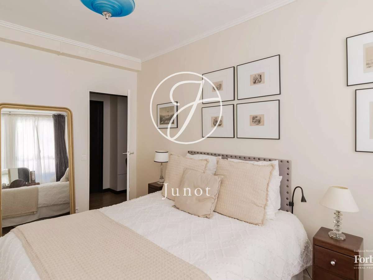 Apartment Paris 15e