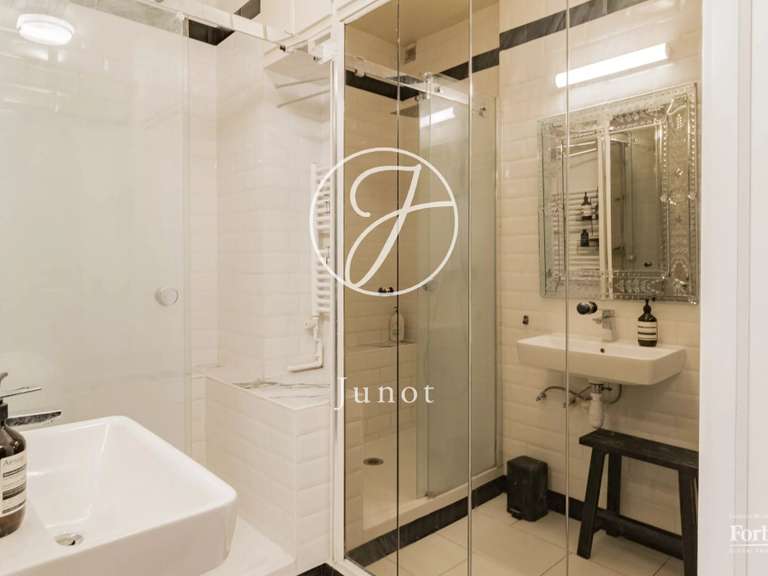 Appartement Paris 15e - 3 chambres - 99m²
