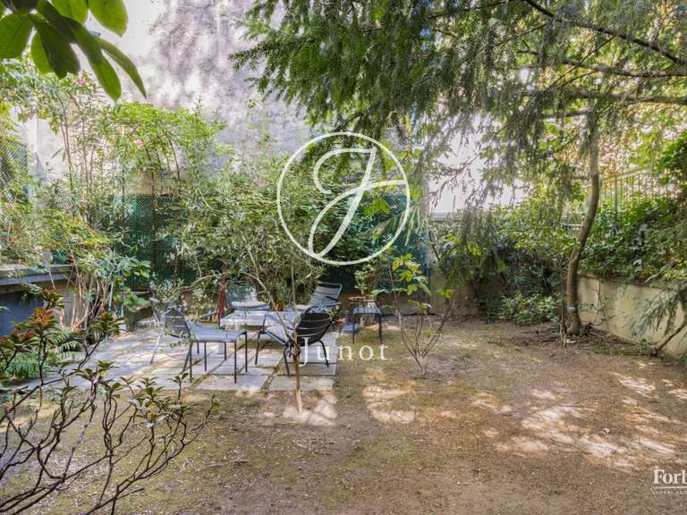 Appartement Paris 15e - 3 chambres - 99m²
