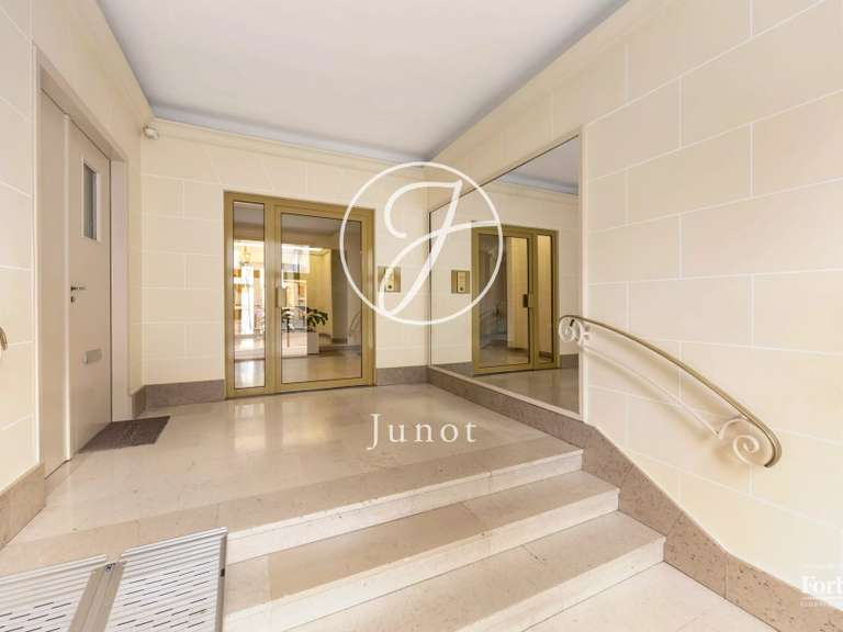 Apartment Paris 15e - 3 bedrooms - 88m²