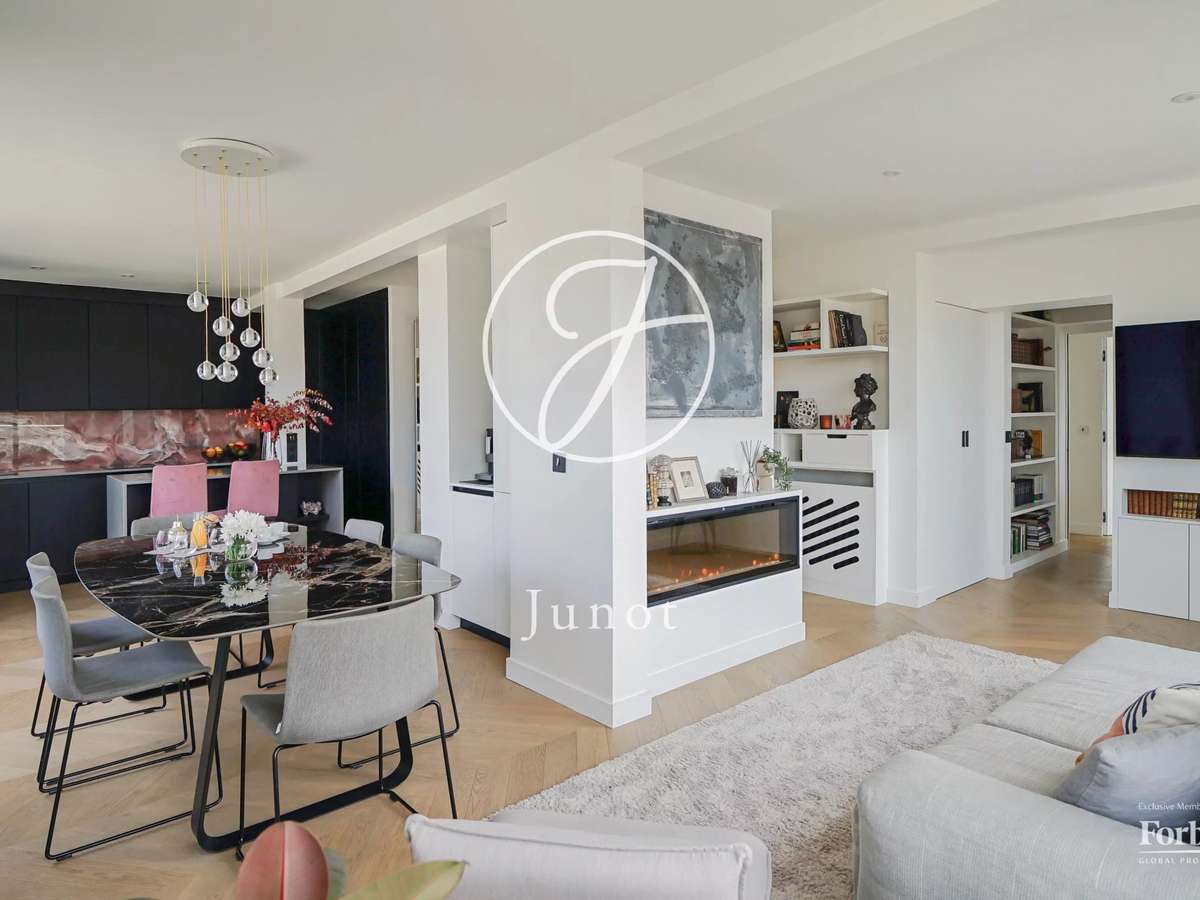 Apartment Paris 15e