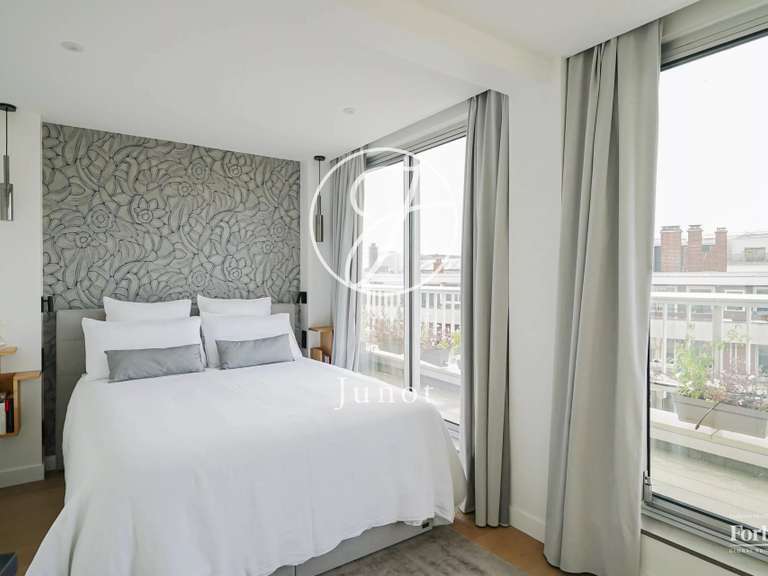 Appartement Paris 15e - 2 chambres - 115m²