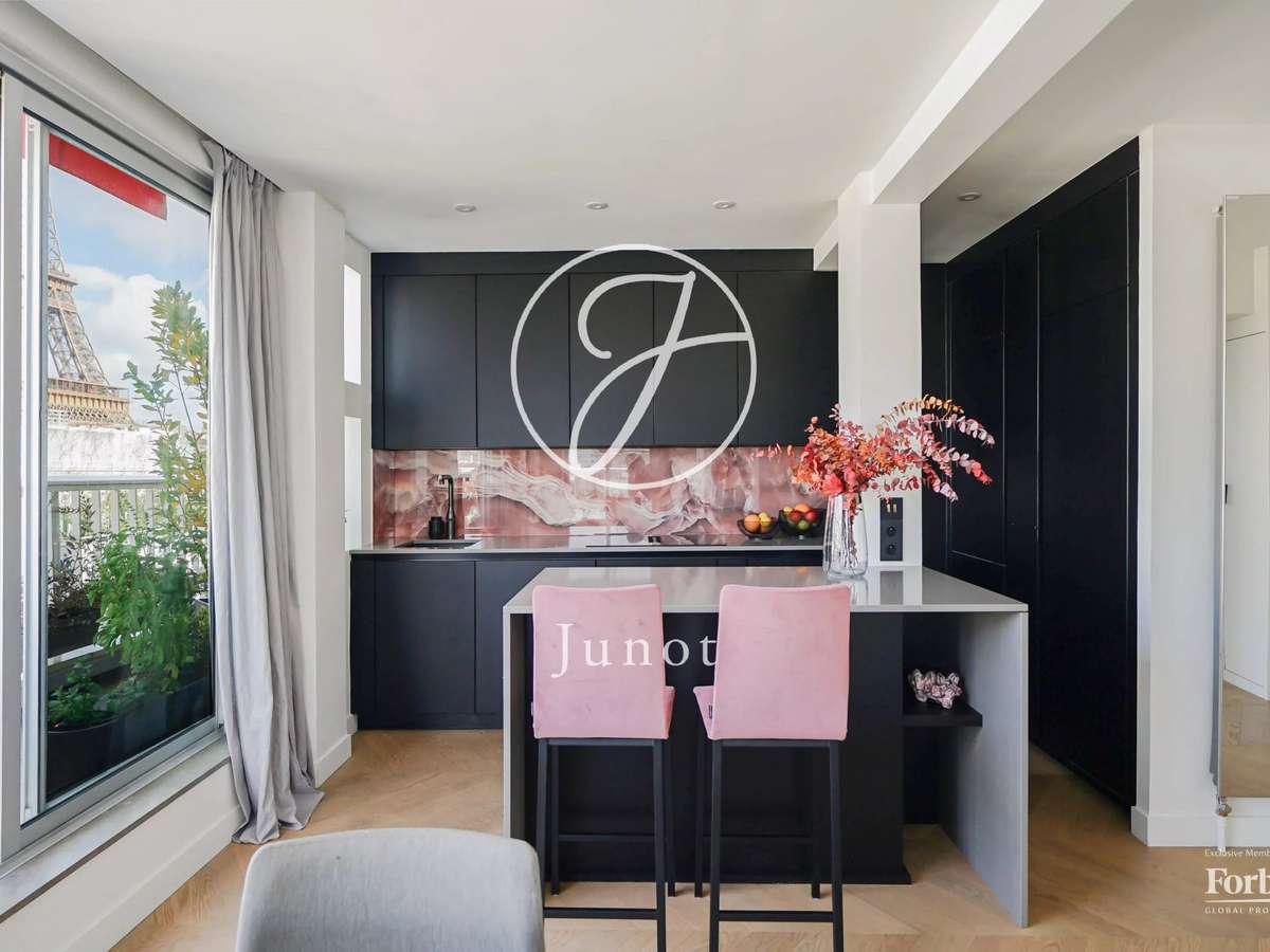Apartment Paris 15e
