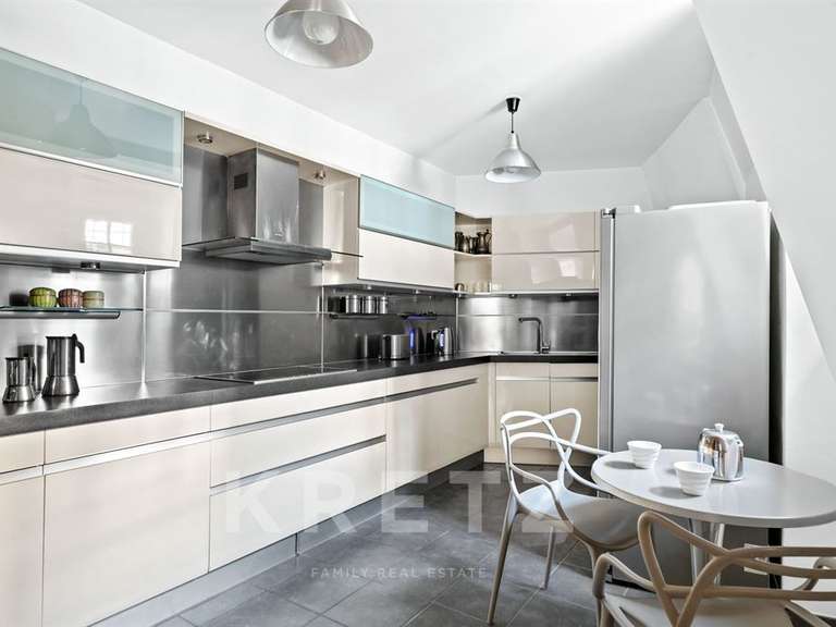 Appartement Paris 15e - 4 chambres - 180m²
