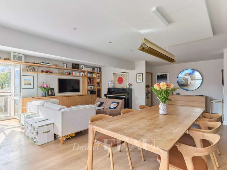 Appartement Paris 15e - 2 chambres - 94m²