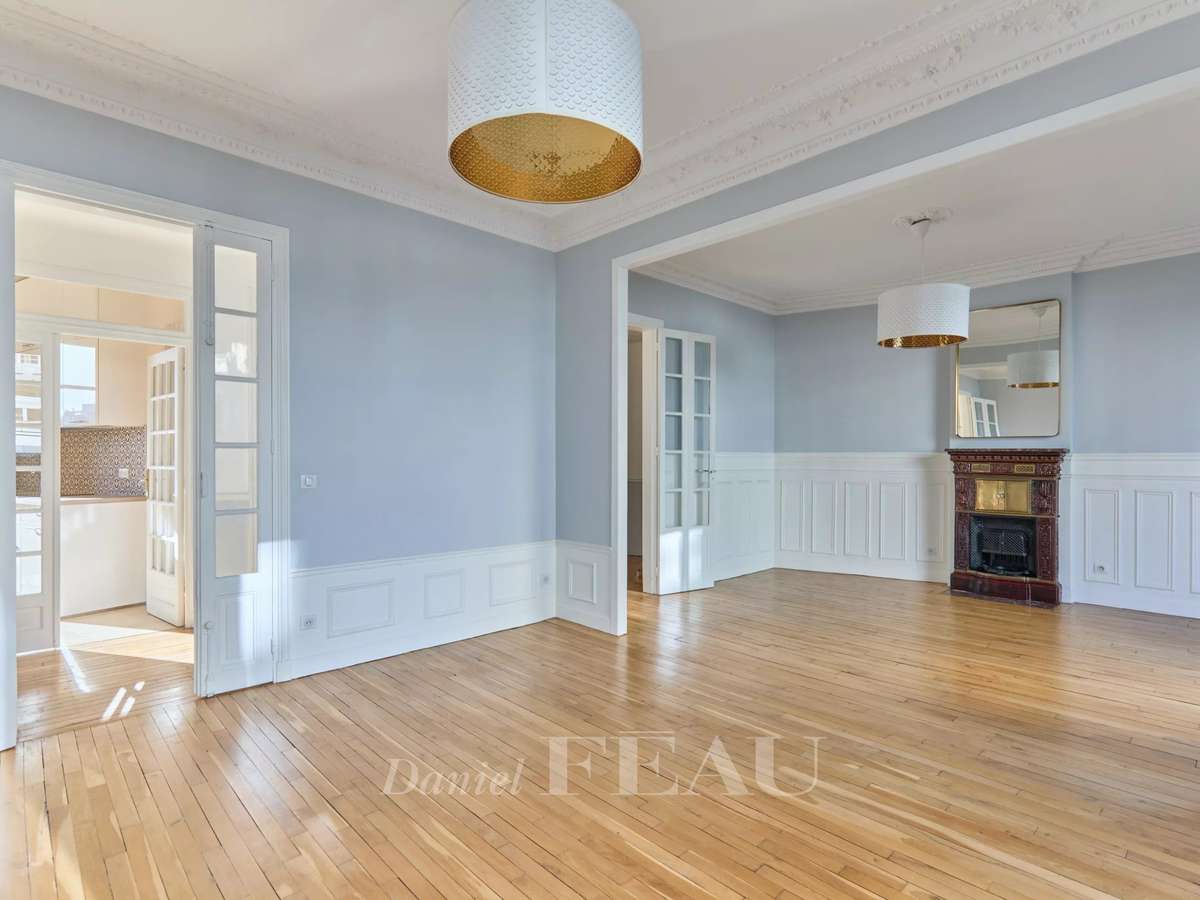 Apartment Paris 15e