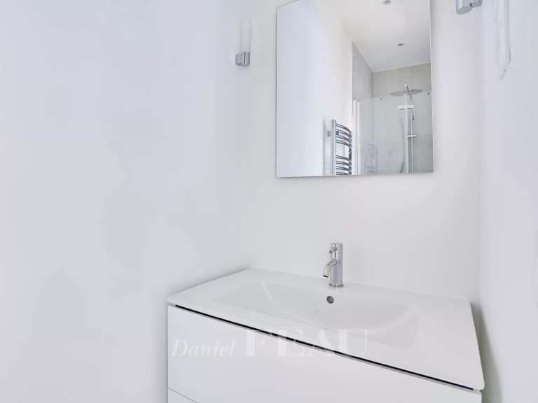 Appartement Paris 15e - 2 chambres - 79m²