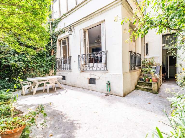 Maison Paris 15e - 5 chambres - 256m²
