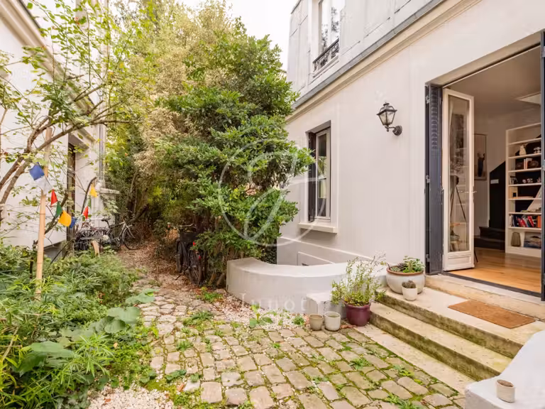 House Paris 15e - 4 bedrooms - 140m²