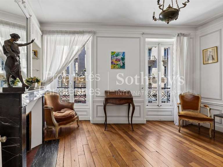 House Paris 15e - 5 bedrooms - 379m²