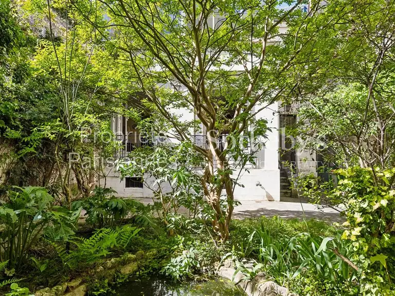 Maison Paris 15e - 6 chambres - 379m²