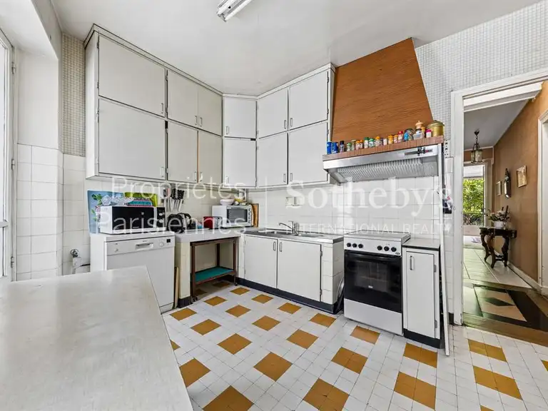 Maison Paris 15e - 6 chambres - 379m²