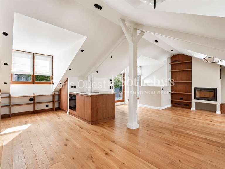 House Paris 15e - 4 bedrooms - 237m²