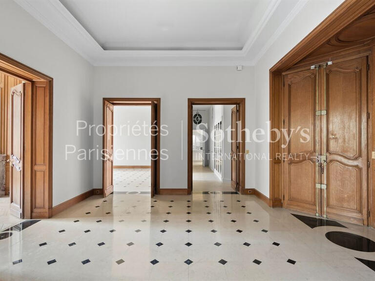 Sale Apartment Paris 16e - 3 bedrooms