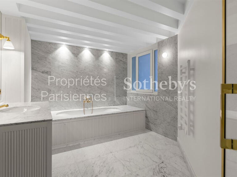 Sale Apartment Paris 16e - 3 bedrooms