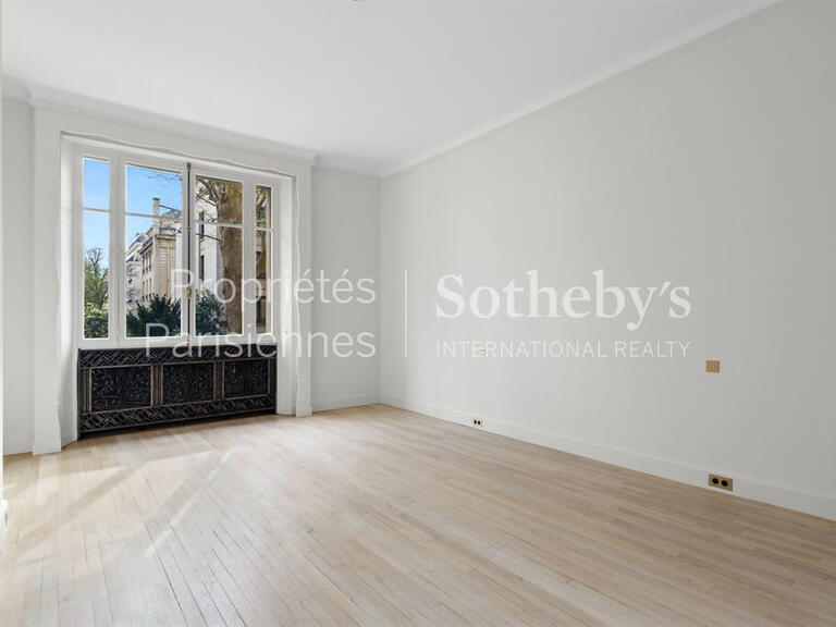 Sale Apartment Paris 16e - 3 bedrooms