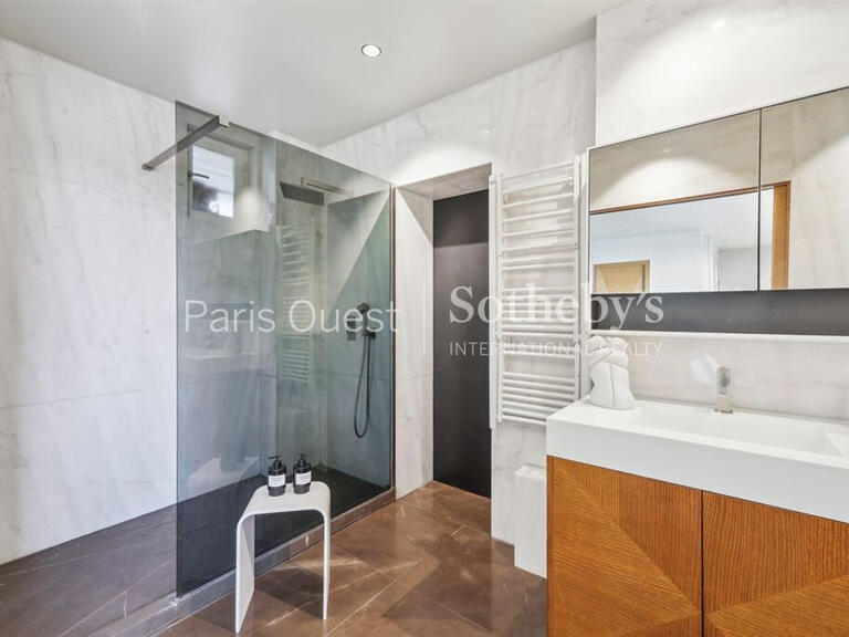 Location Appartement Paris 16e - 4 chambres