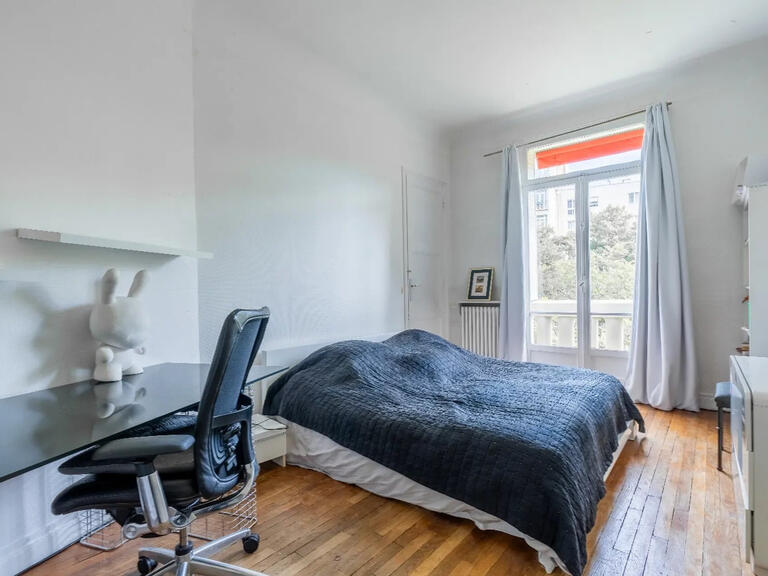 Appartement Paris 16e - 4 chambres - 208m²