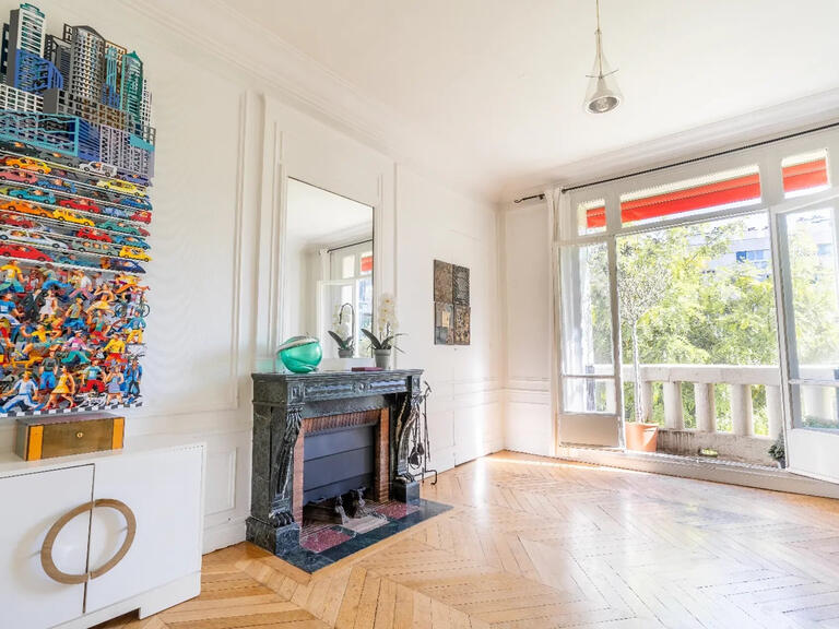 Appartement Paris 16e - 4 chambres - 208m²