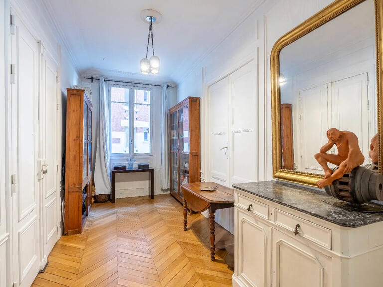 Appartement Paris 16e - 4 chambres - 208m²