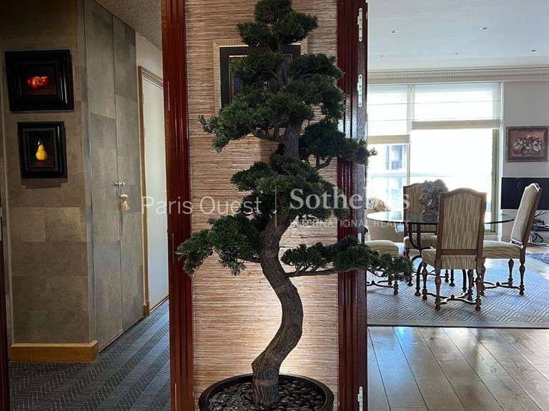 Apartment Paris 16e - 2 bedrooms - 210m²