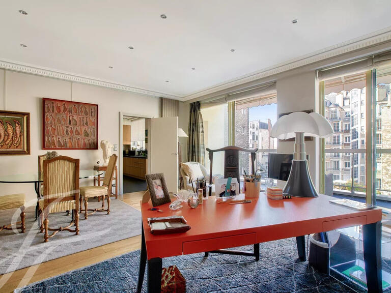 Appartement Paris 16e - 2 chambres - 228m²