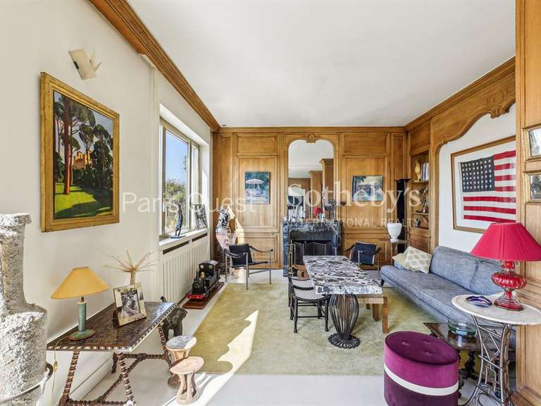 Appartement Paris 16e - 3 chambres - 193m²