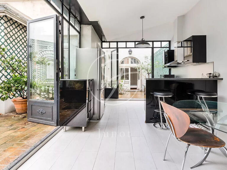 Appartement Paris 16e - 2 chambres - 83m²