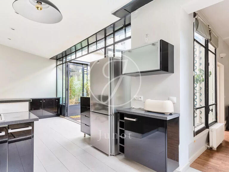 Appartement Paris 16e - 2 chambres - 83m²