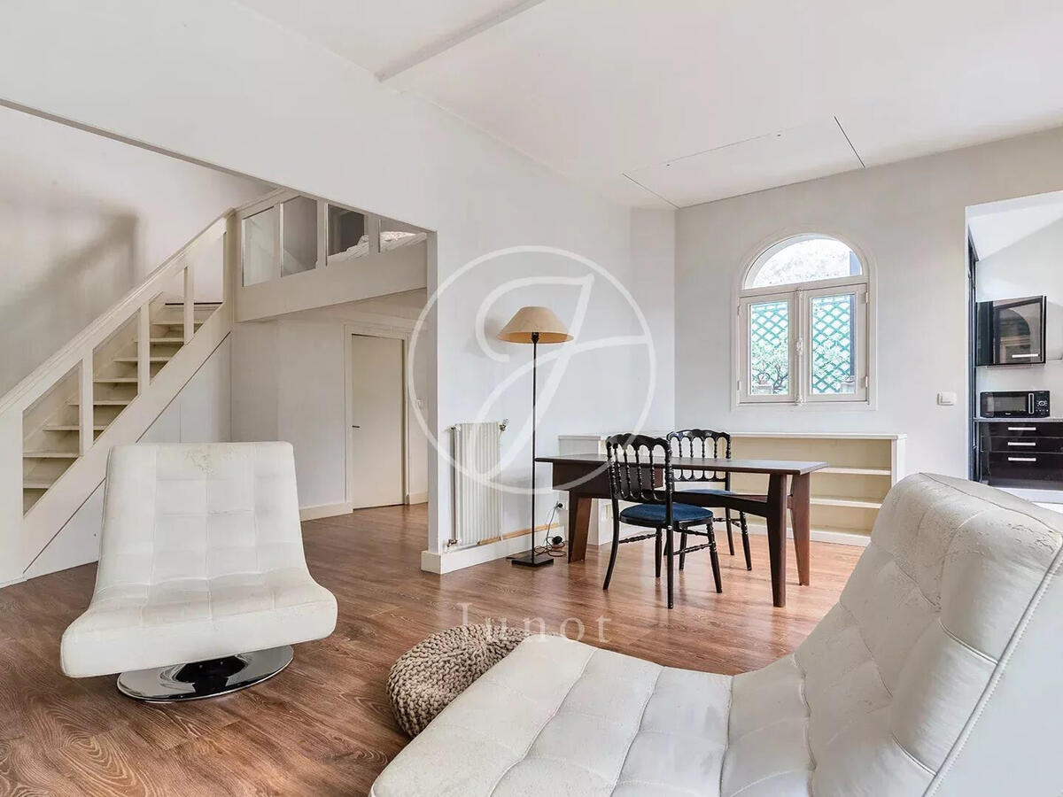 Apartment Paris 16e