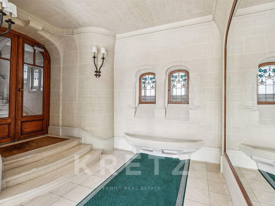 Apartment Paris 16e