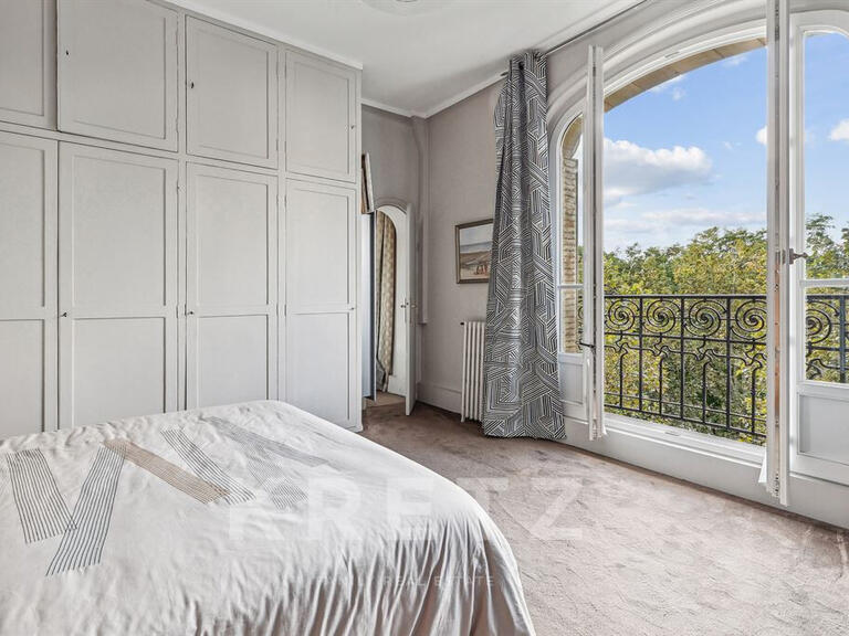 Appartement Paris 16e - 3 chambres - 138m²