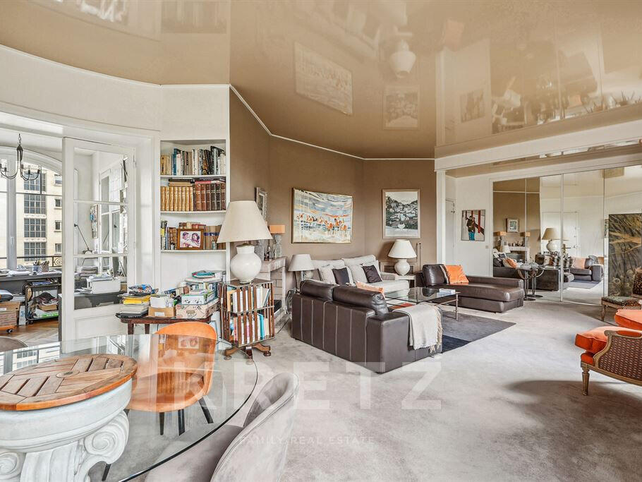 Apartment Paris 16e