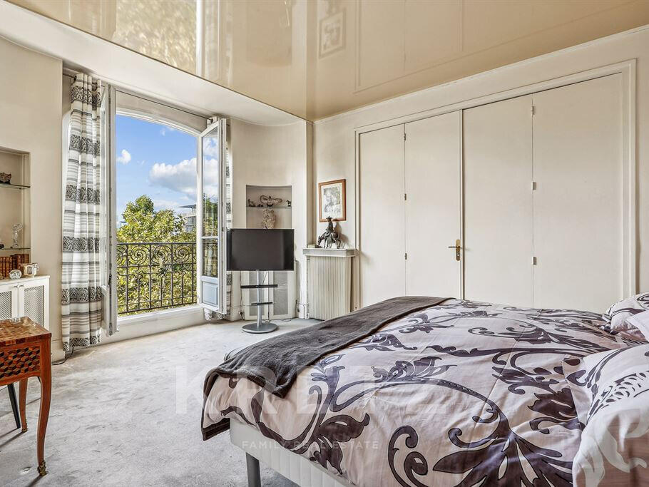 Apartment Paris 16e